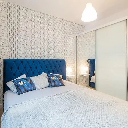 Bodnar Nadmorskie Tarasy Port * Kolobrzeg