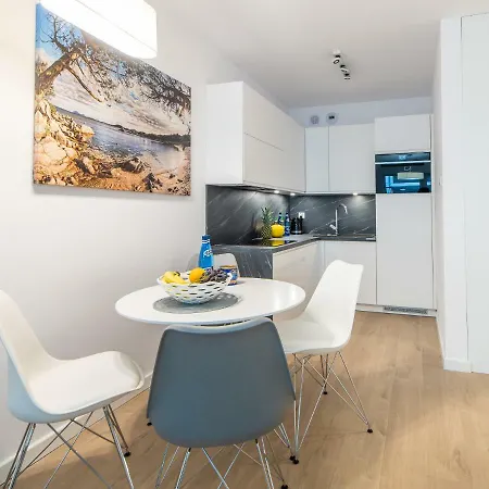 Bodnar Nadmorskie Tarasy Port Kolobrzeg